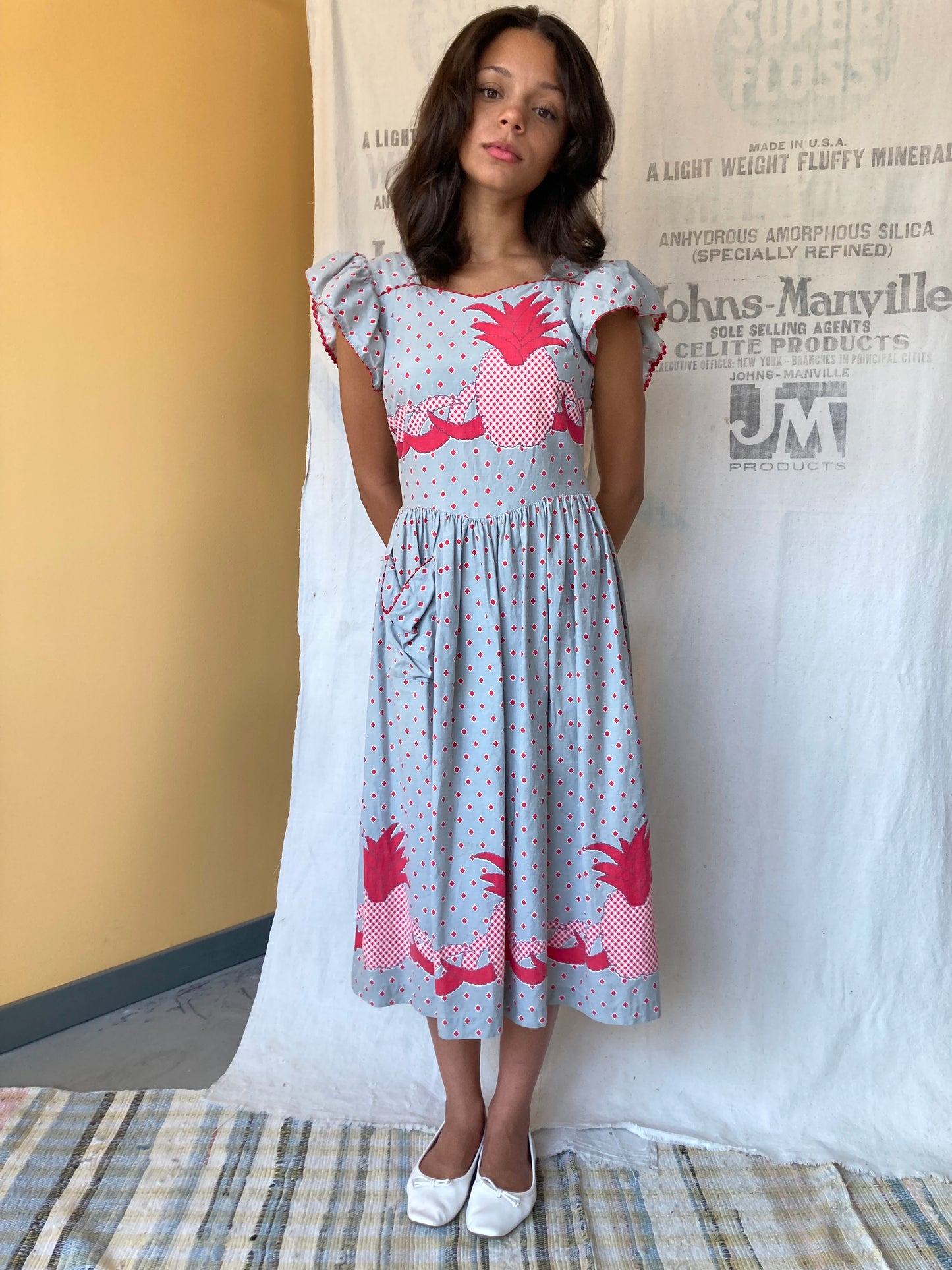 1930s 1940s Cotton Pineapple Novelty Print Dress