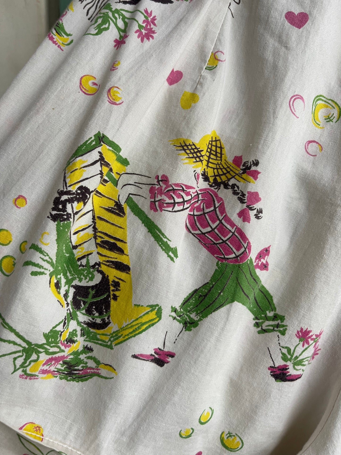 1940s 1950s Novelty Print Shorts