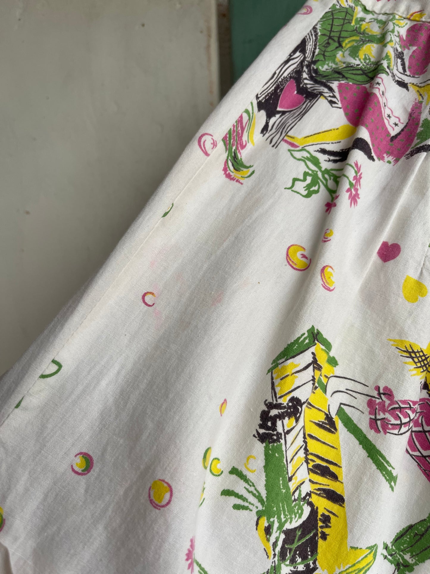 1940s 1950s Novelty Print Shorts