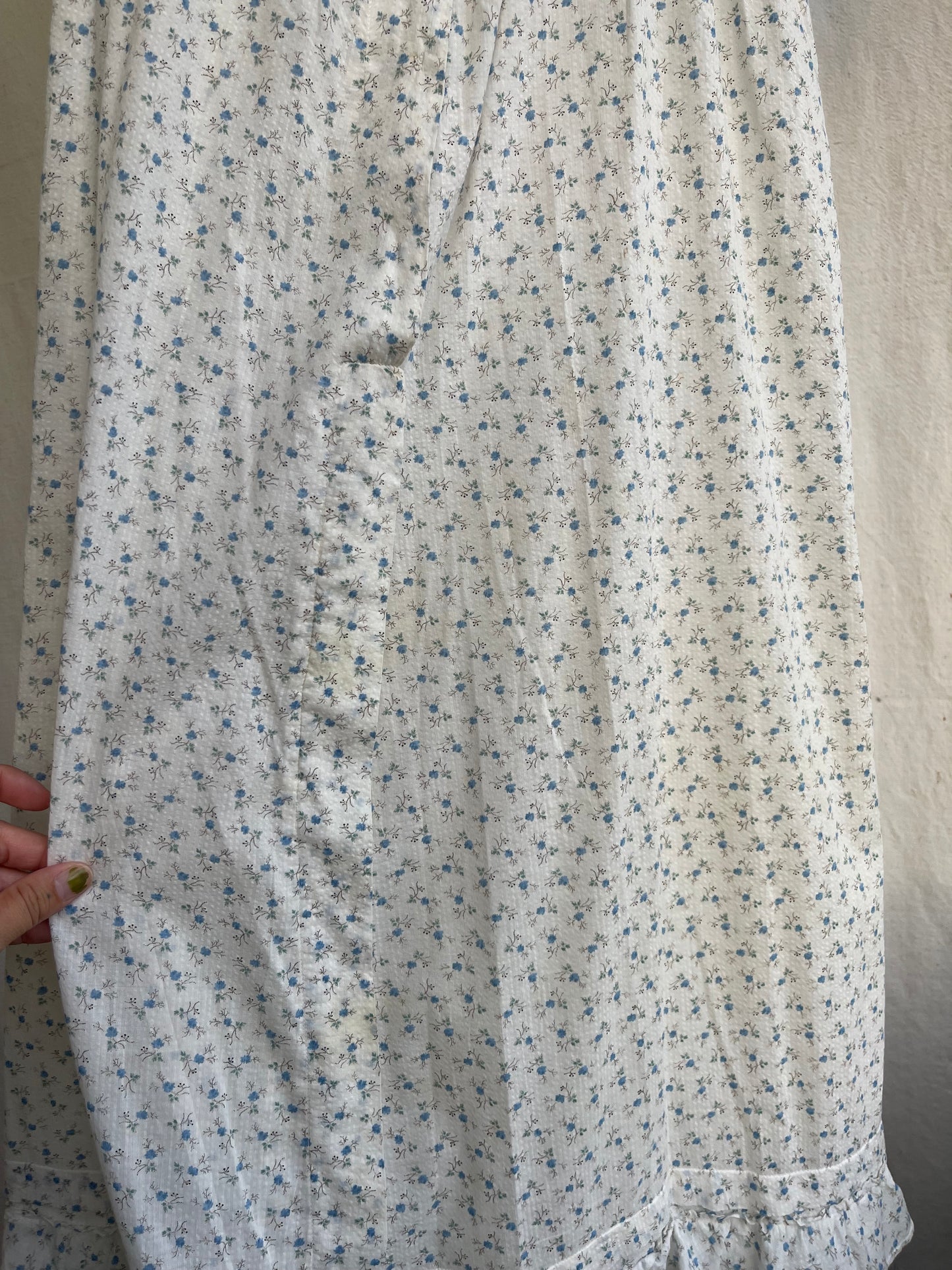 Early 1900s Cotton Floral Seersucker Lawn Day Dress